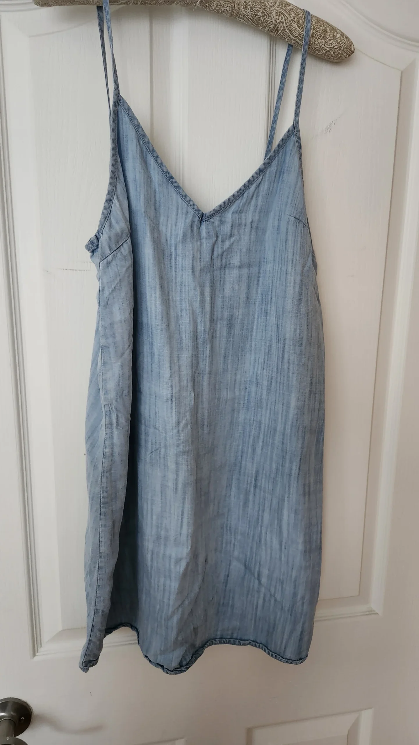Aritzia - TNA Robe d'été Aritzia seconde main