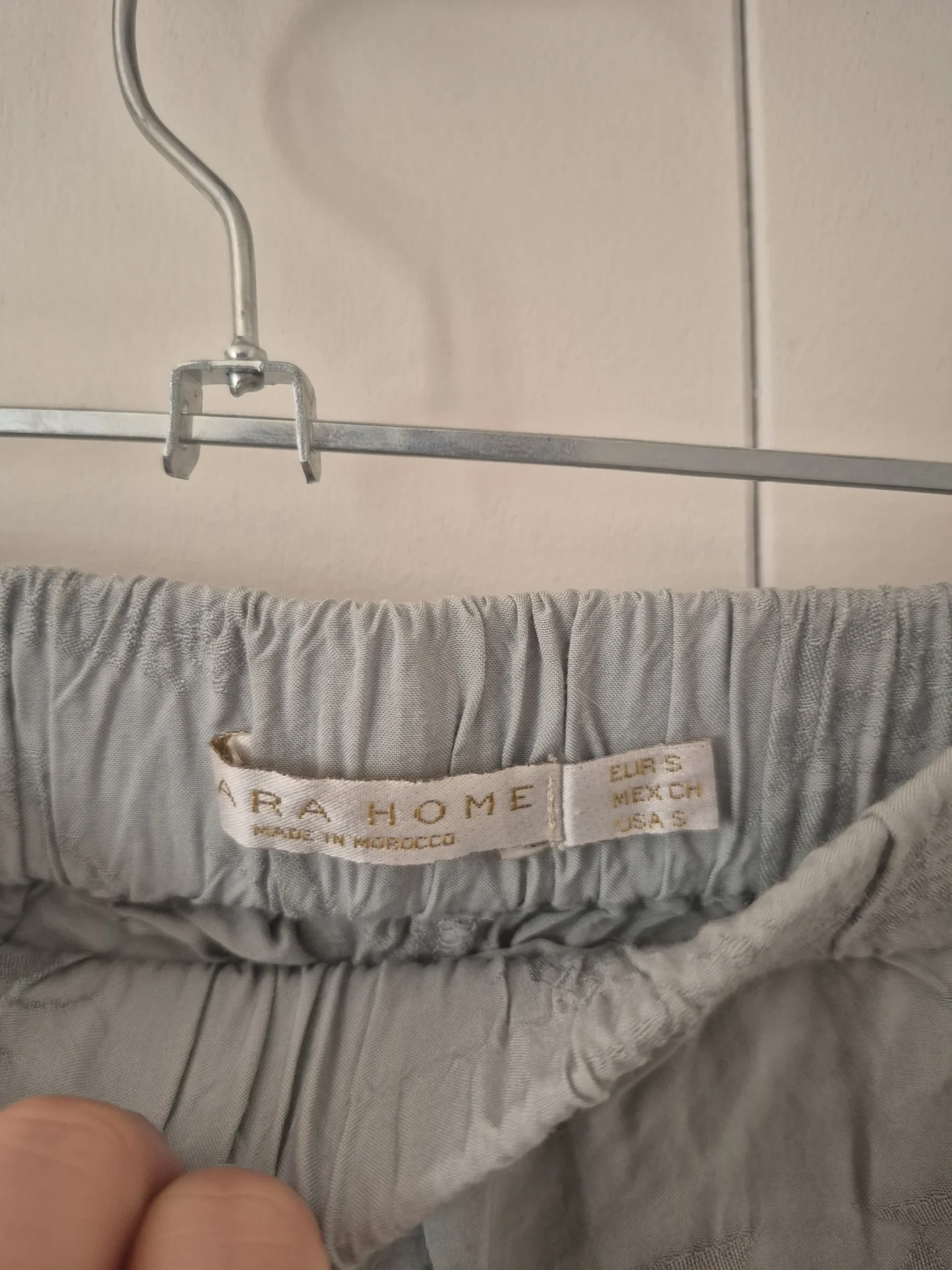 Image for Zara green shorts, size Small