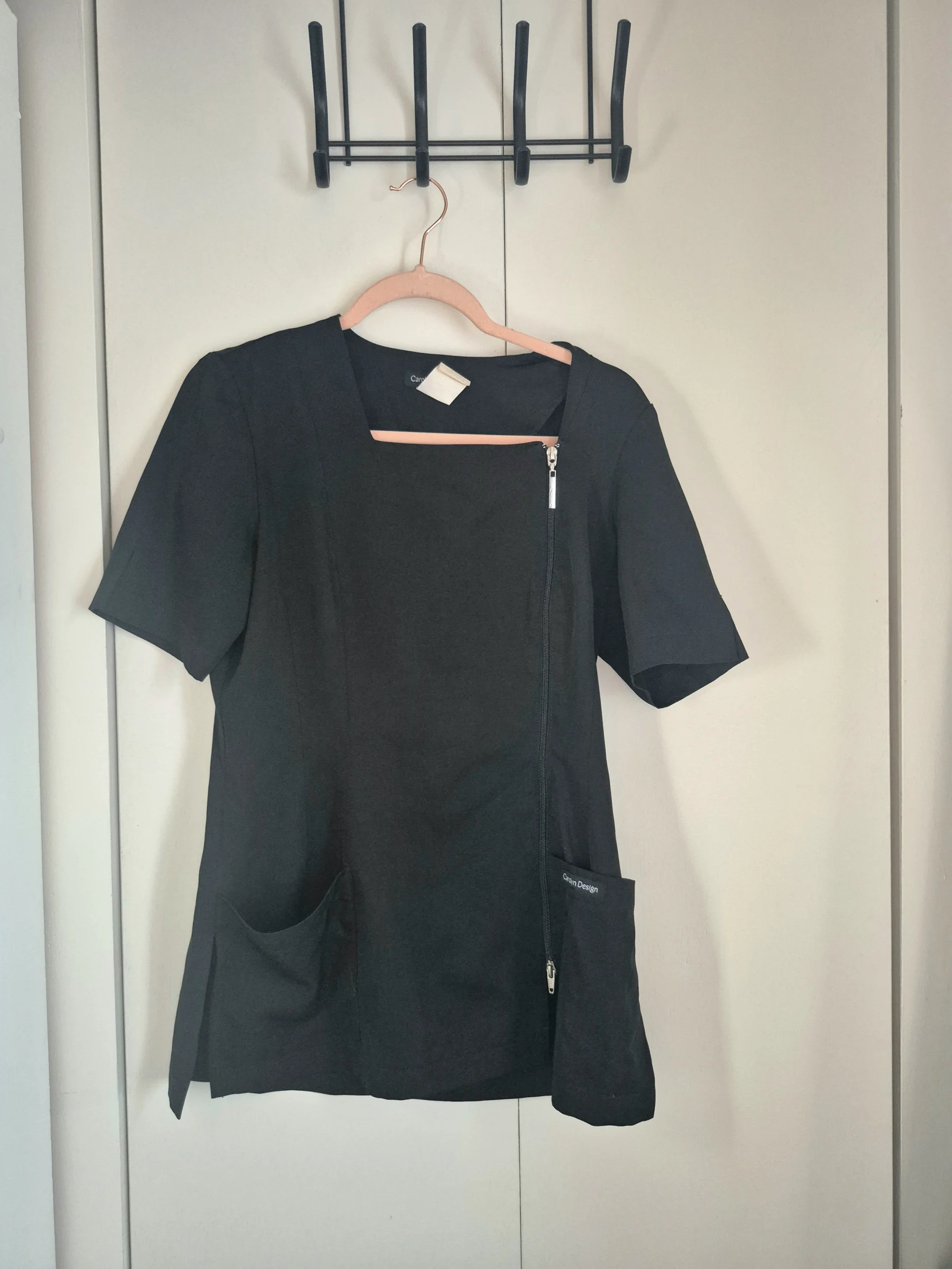 Uniforme Carolyn Design Small *Autre seconde main