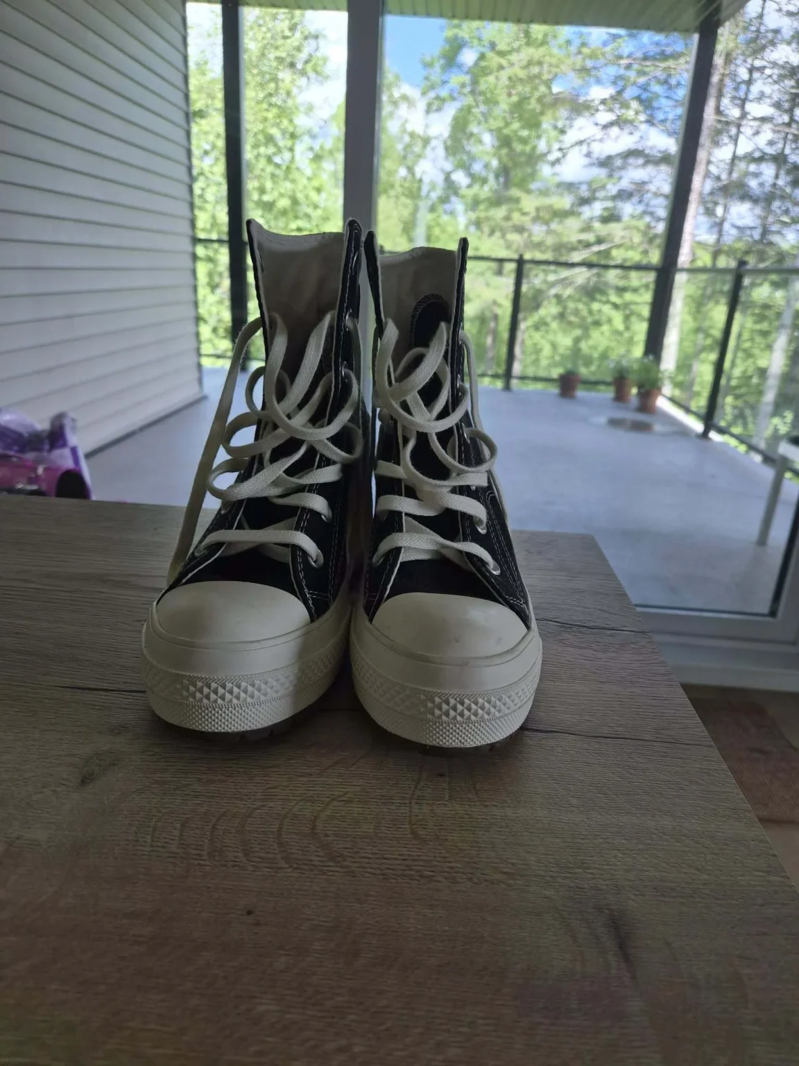 Image for Converses à talons compensés