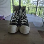 Thumbnail for Converses à talons compensés