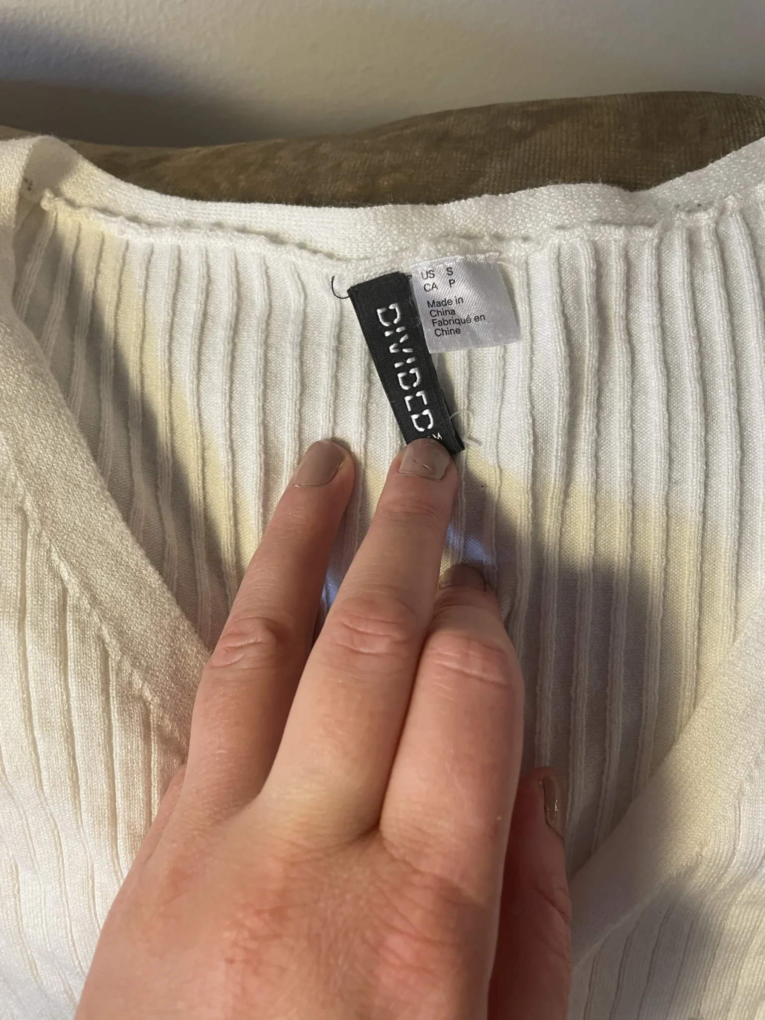 Image for Off-white cardigan, size small