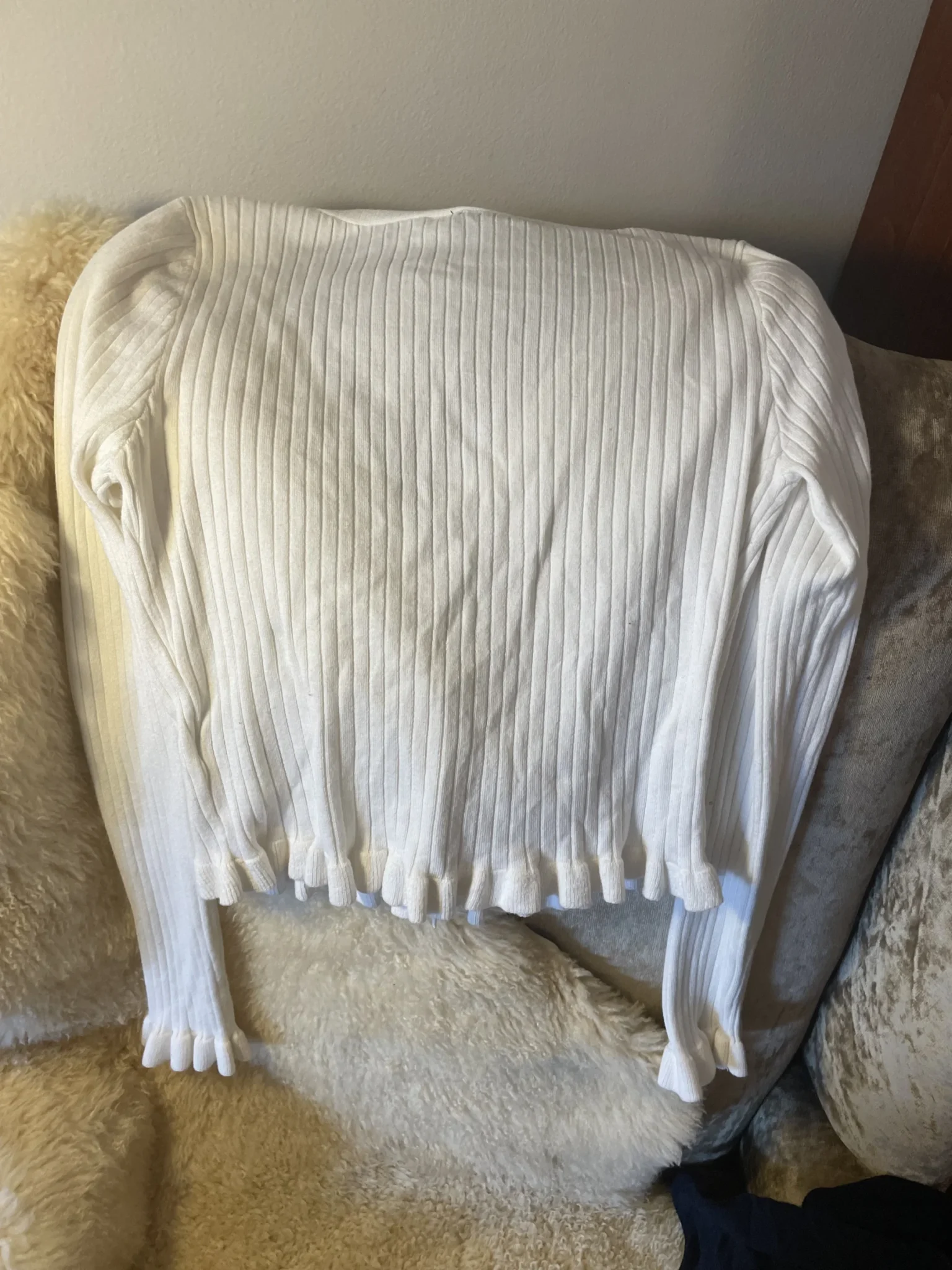 Image for Off-white cardigan, size small