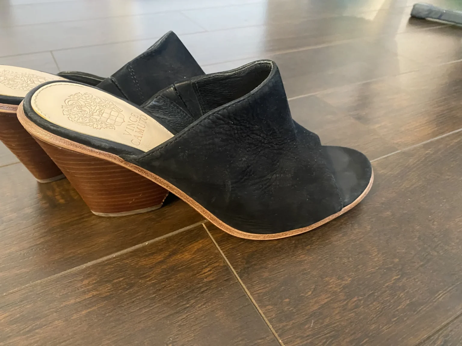 Image for Black suede Vince Camuto mules – Size 8M/38