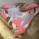 Thumbnail for Magnifique culotte de maillot aerie grandeur large
