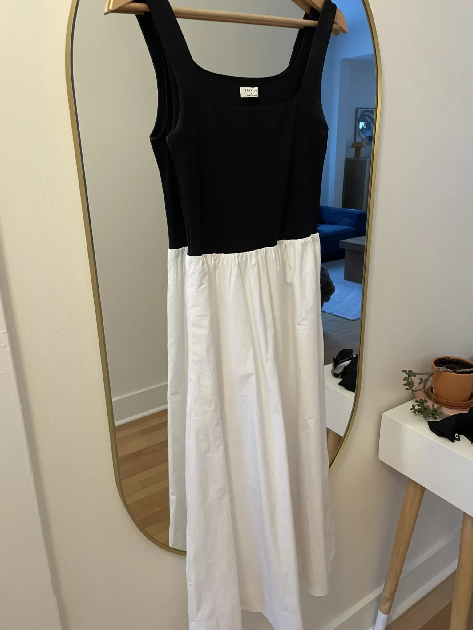 Featured image for Aritzia | Revive two-tone midi dress