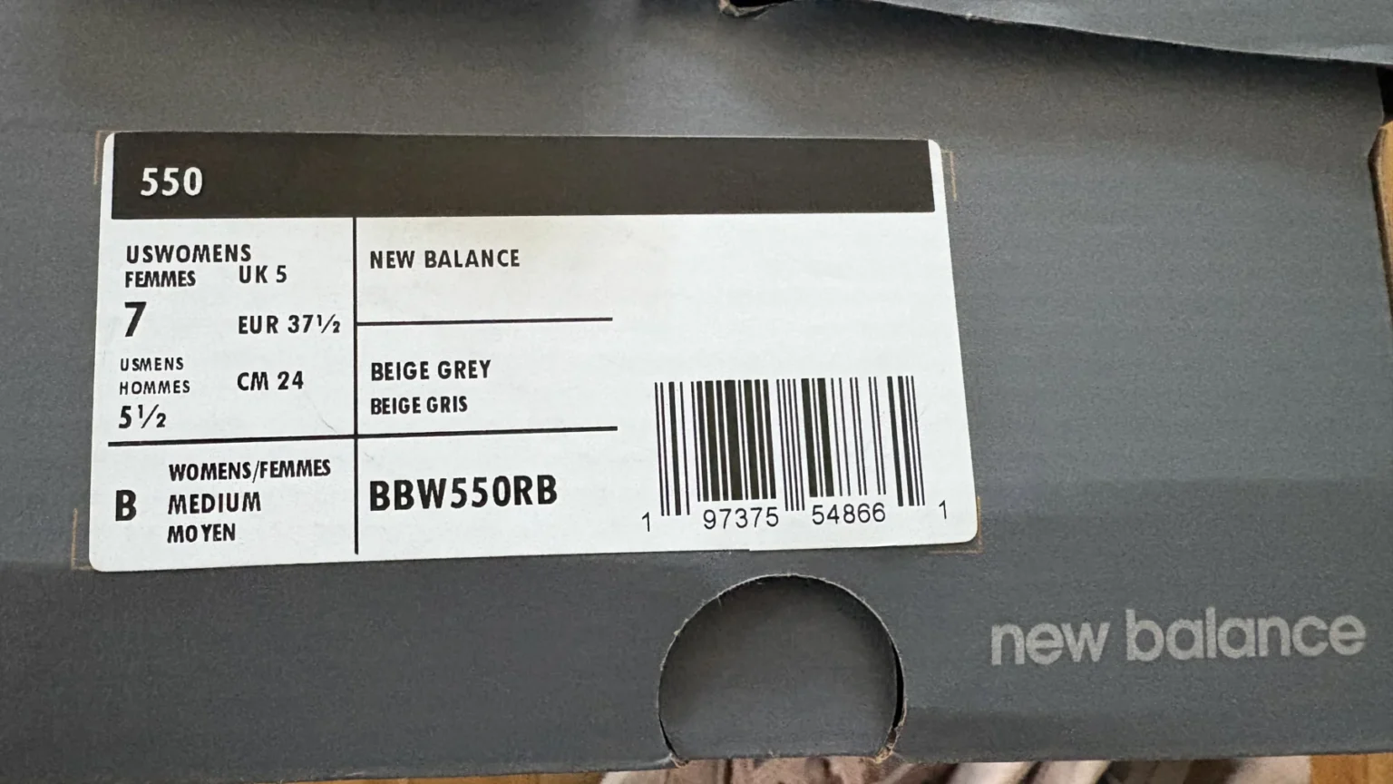 Image for New Balance 550 unisex trainers