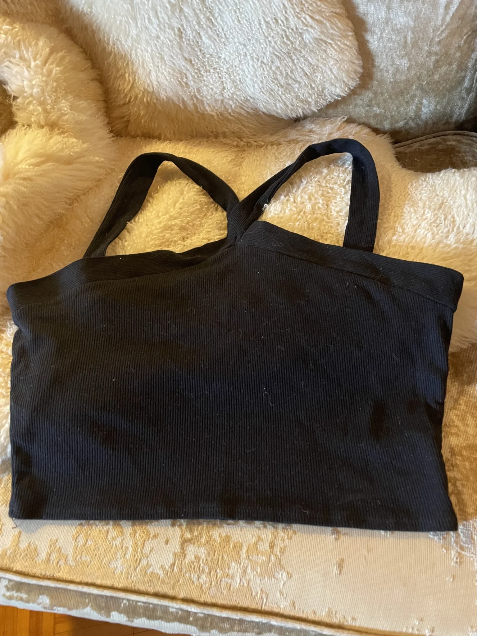 Featured image for Camisole crop noire