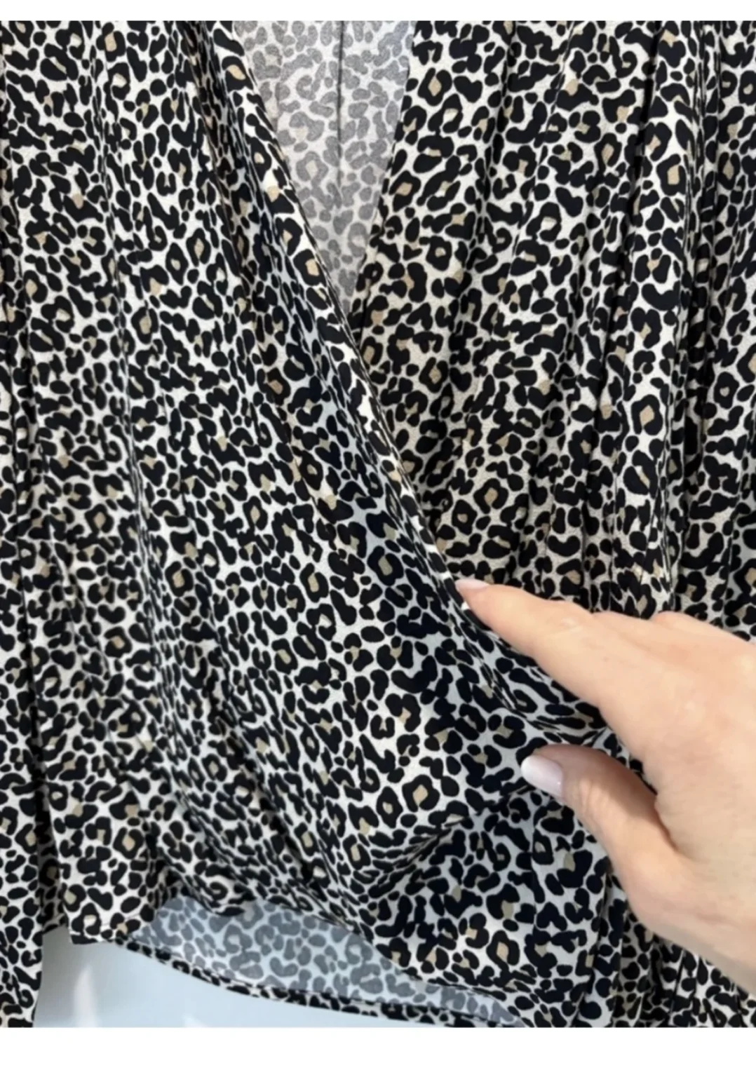 Image for Sézane blouse 🐆