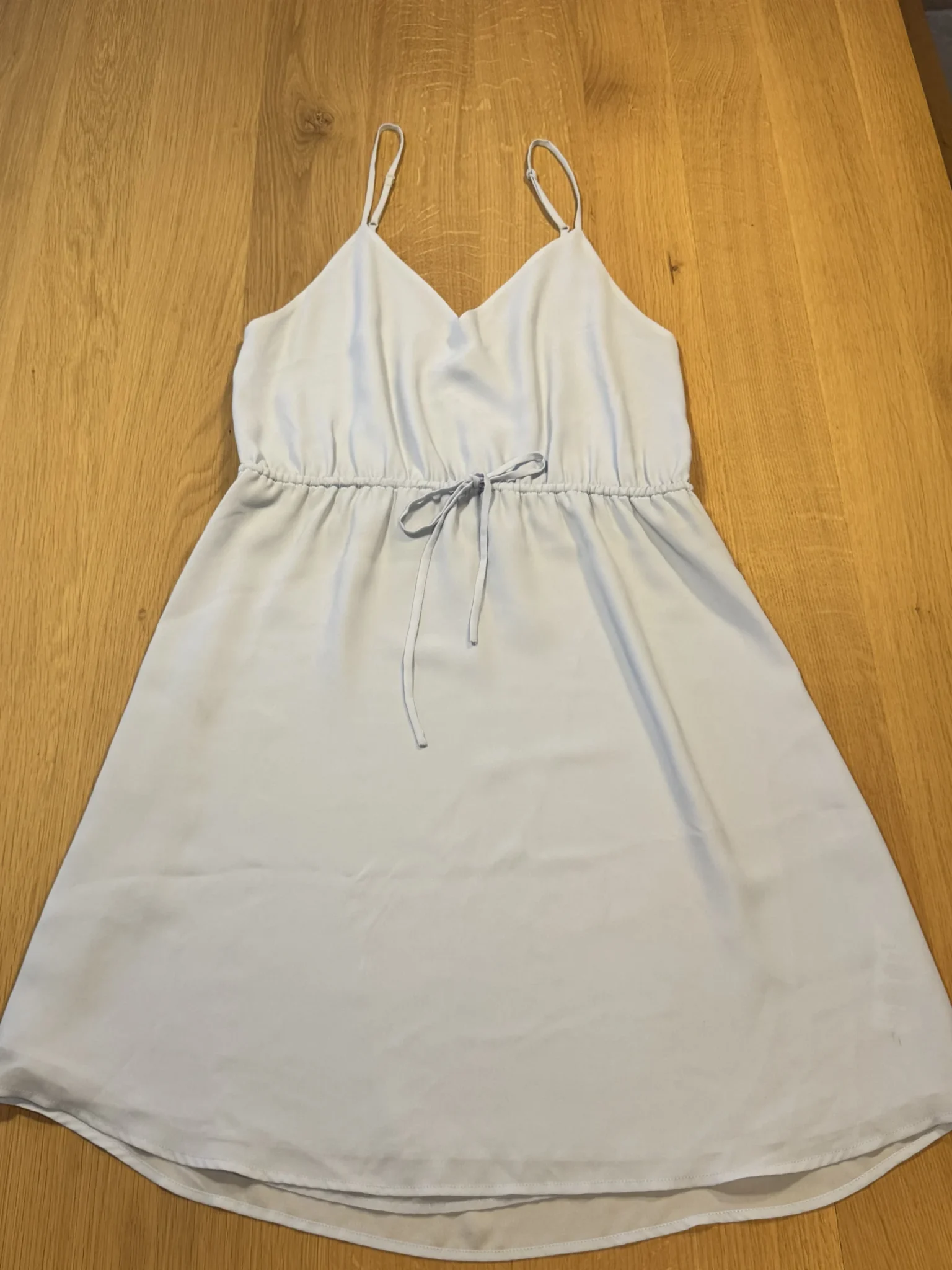 Image for Robe camisole bleu pâle Aritzia