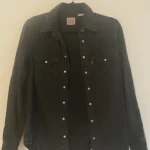 Featured thumbnail for Levi's shirt