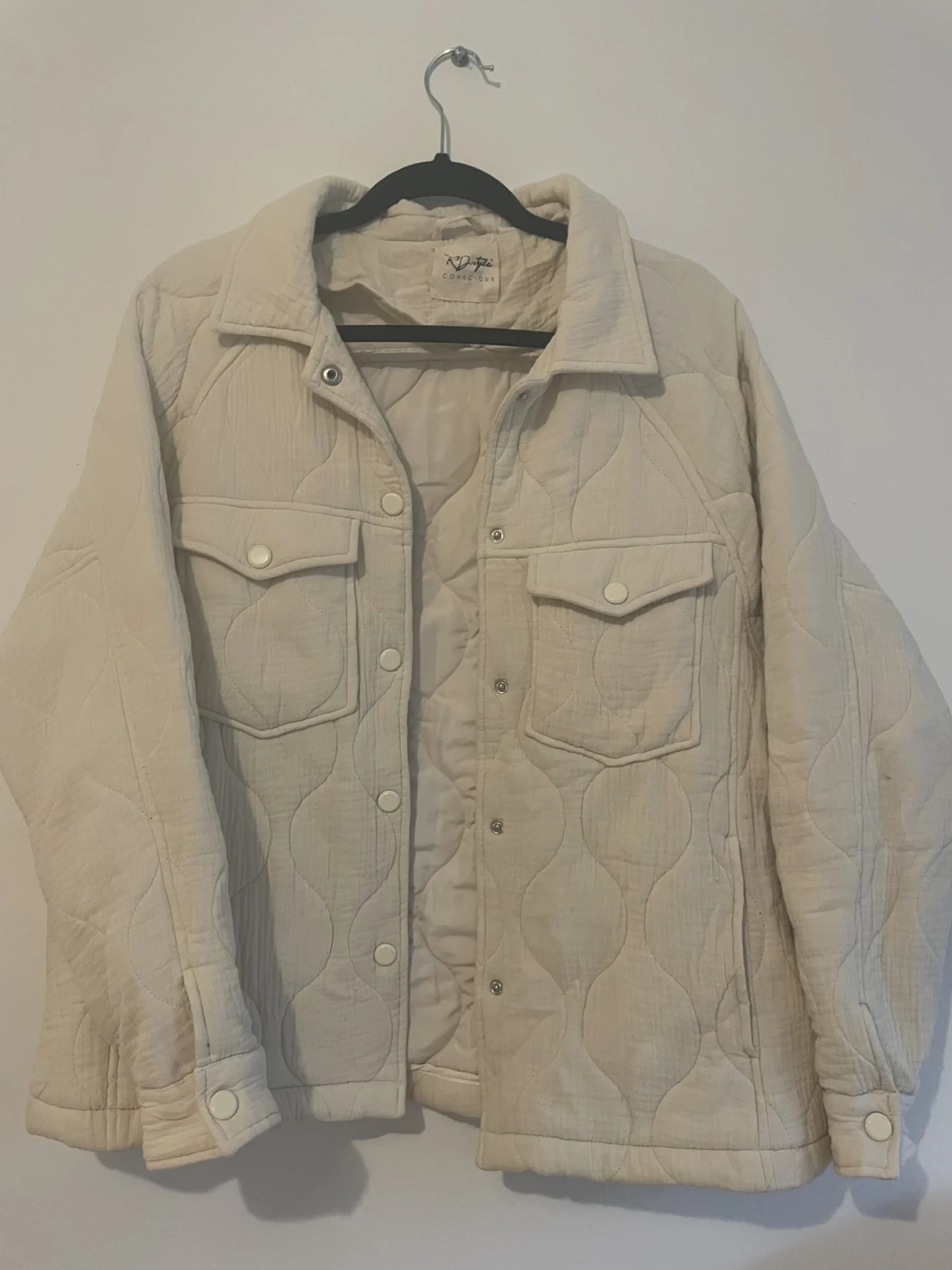 Featured image for Beige quilted jacket