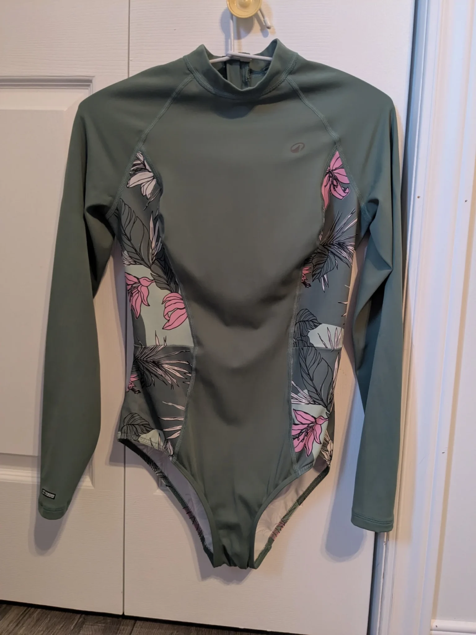 Image for Maillot de surf avec protection solaire