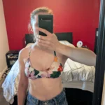 Thumbnail for Bikini Mimi et August