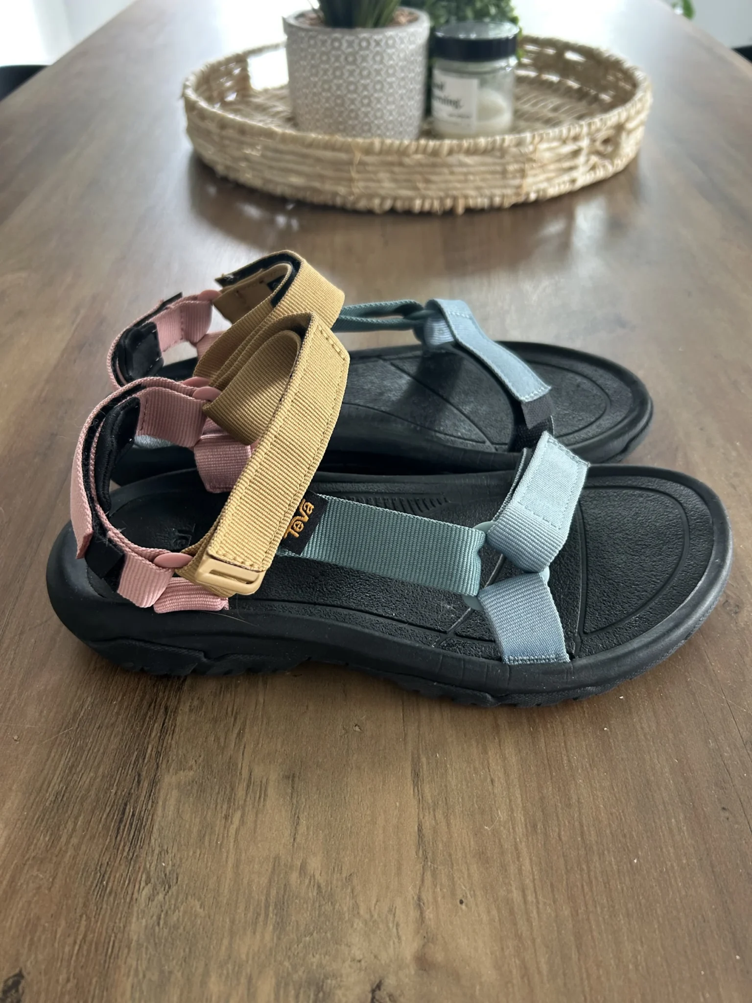 Featured image for Sandales Teva Hurricane XLT2