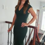 Thumbnail for Robe de soirée mi-longue