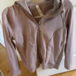 Featured thumbnail for Lululemon hoodie gr.6