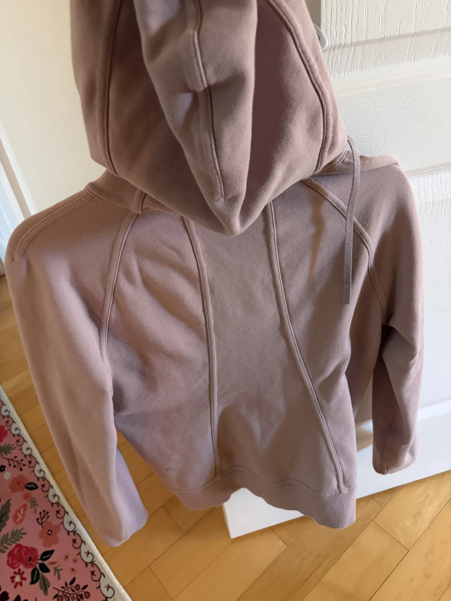 Image for Lululemon hoodie gr.6