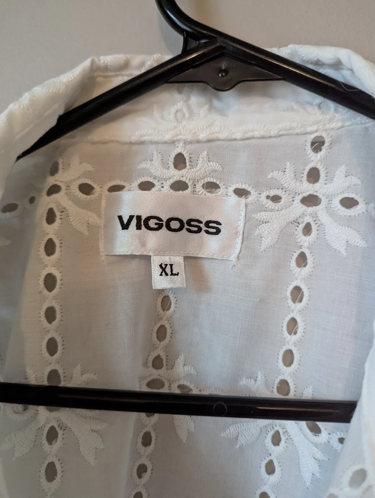 Image for Chemise en broderie anglaise