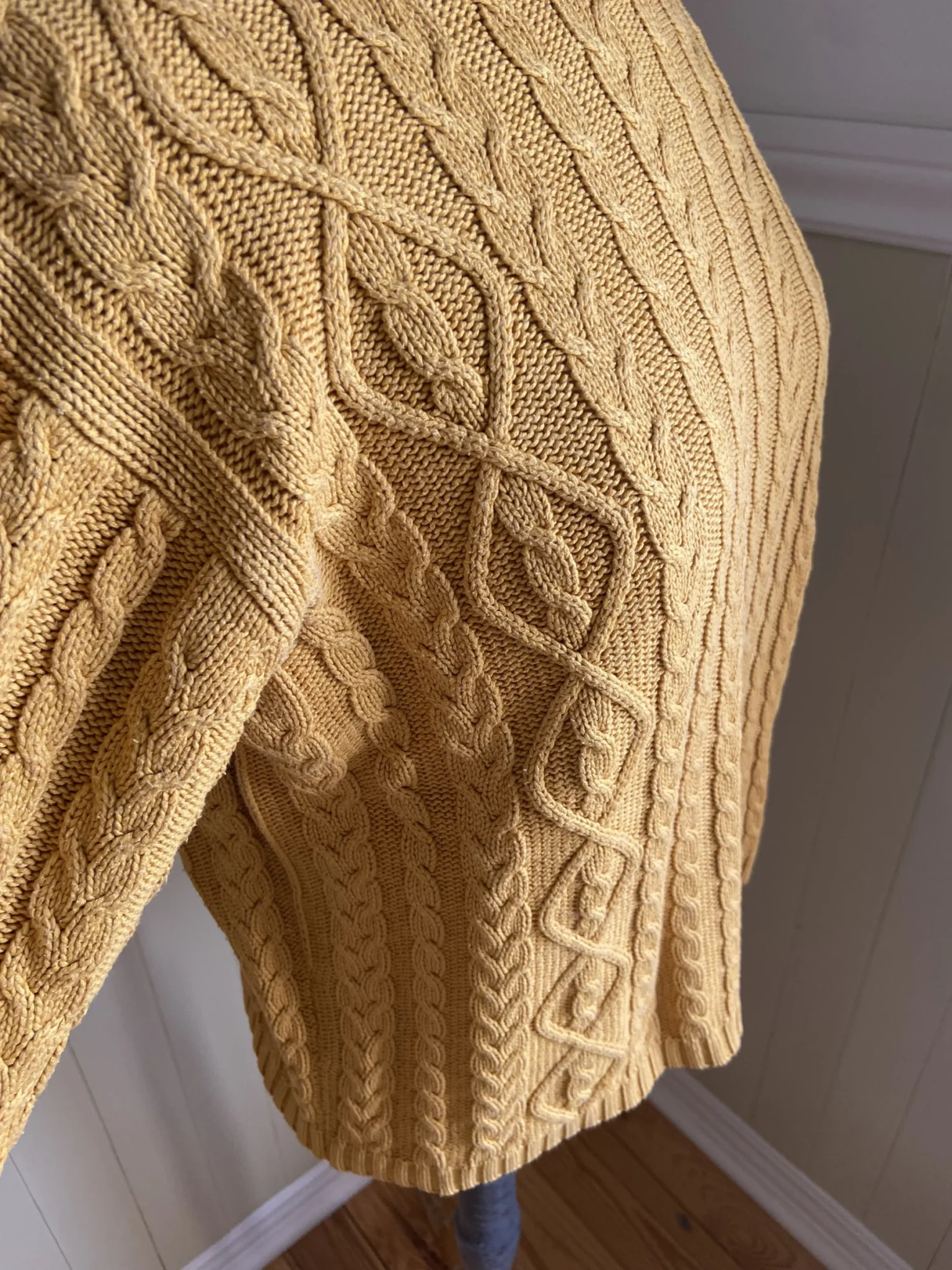 Image for Mustard-coloured twisted yarn, 100% cotton