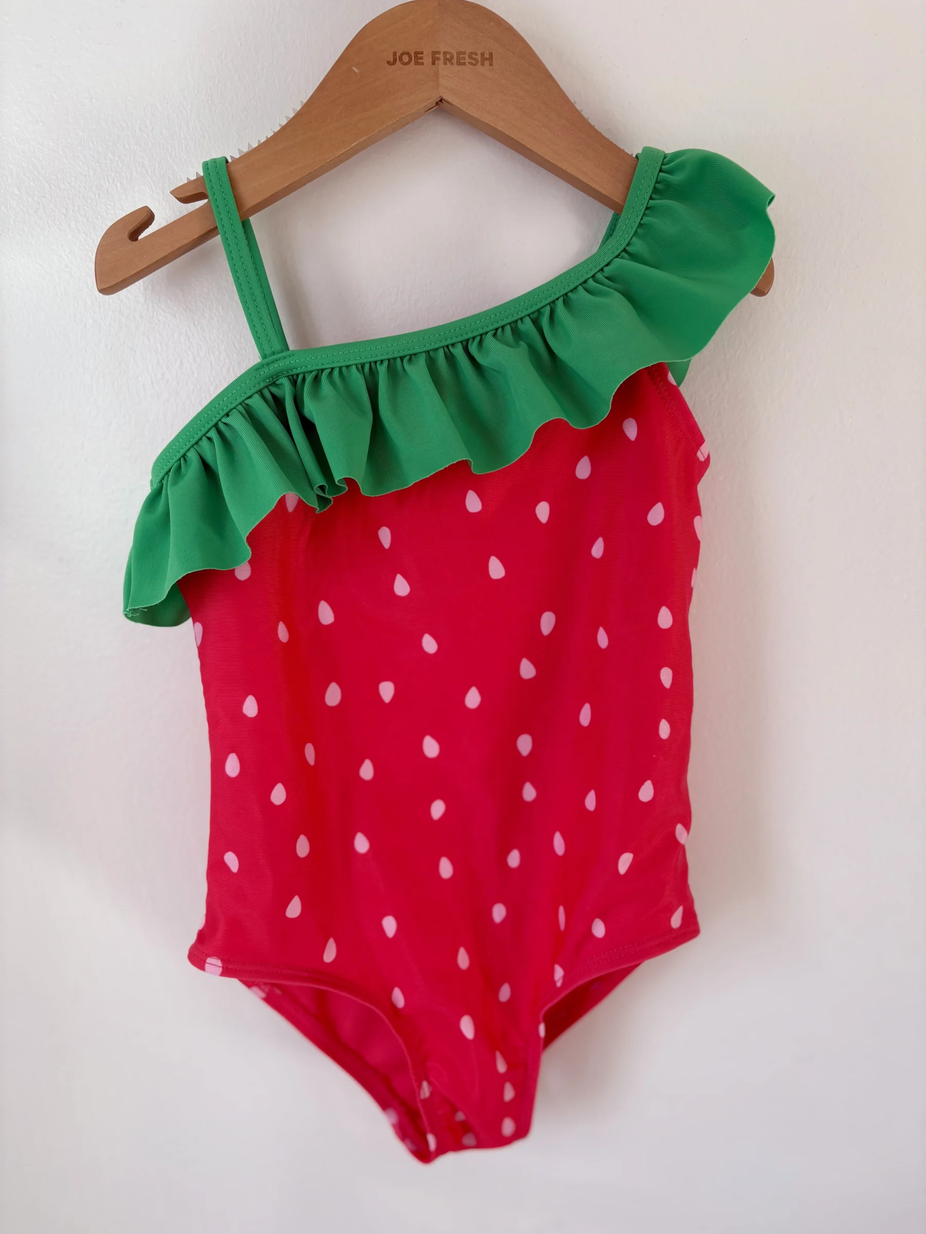 4T Maillot de bain fraise George seconde main