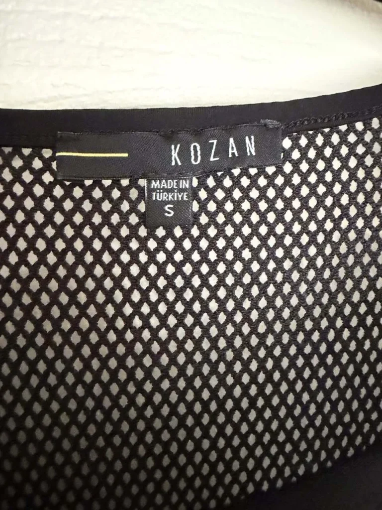 Image for Haut en filet noir Kozan