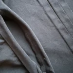 Thumbnail for Magnifique T-shirt noir de Sarah Pacini