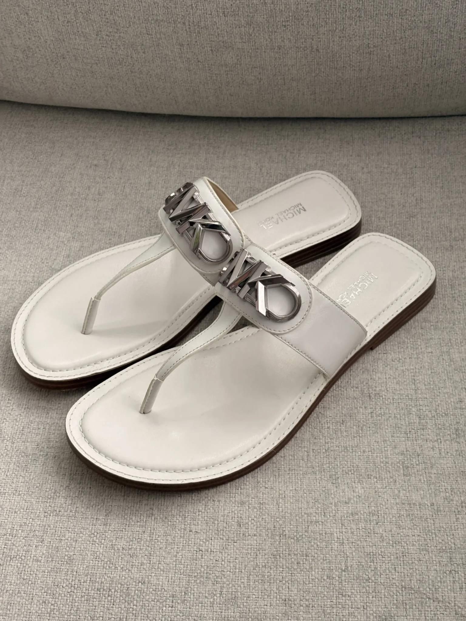 Image for Sandale MK comme neuve