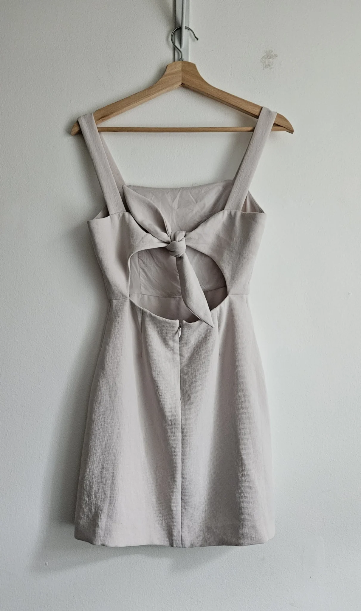 Image for 🌷Aperture Dress – Aritzia