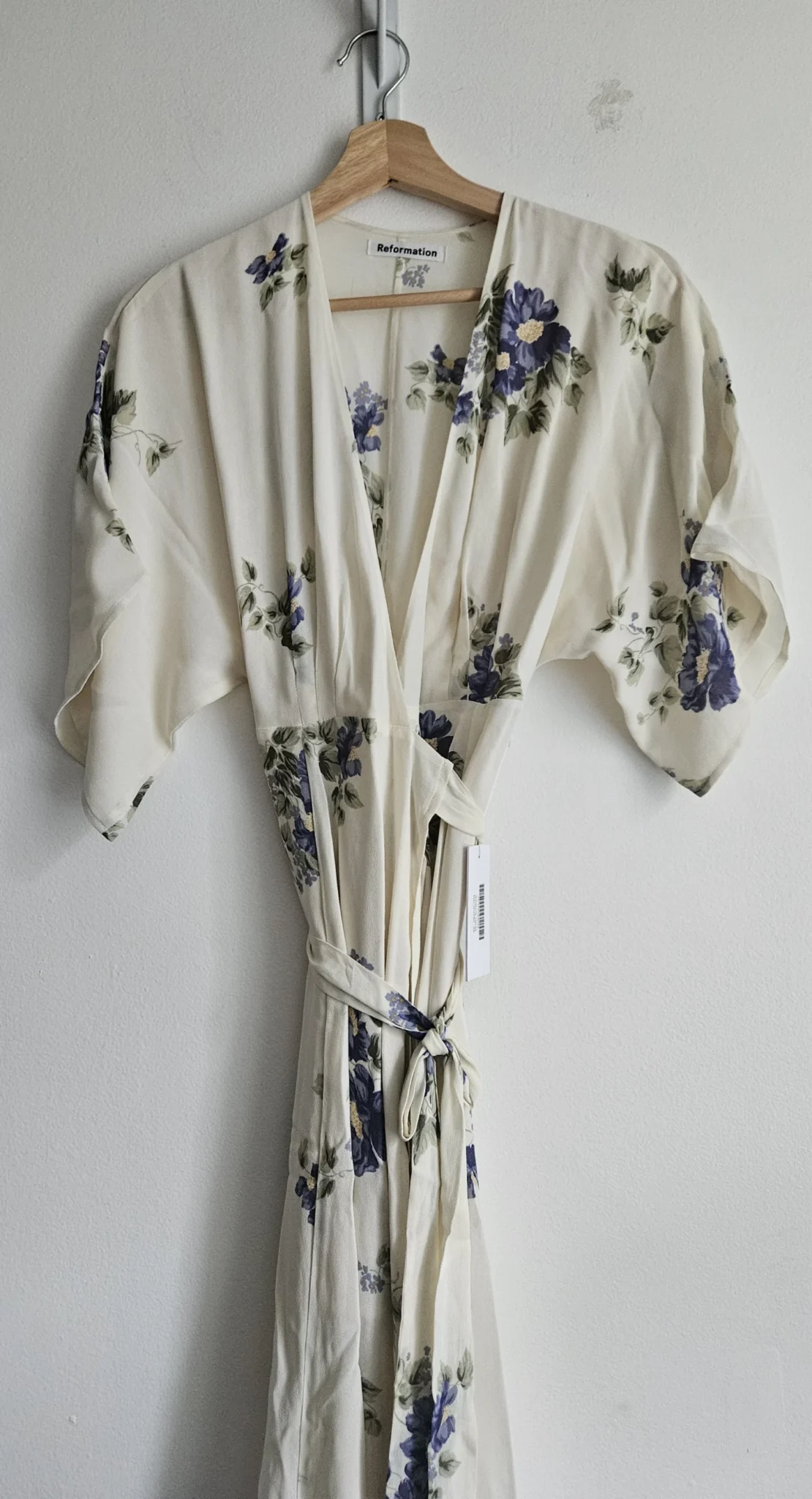Image for 🌷Robe Winslow - Reformation
