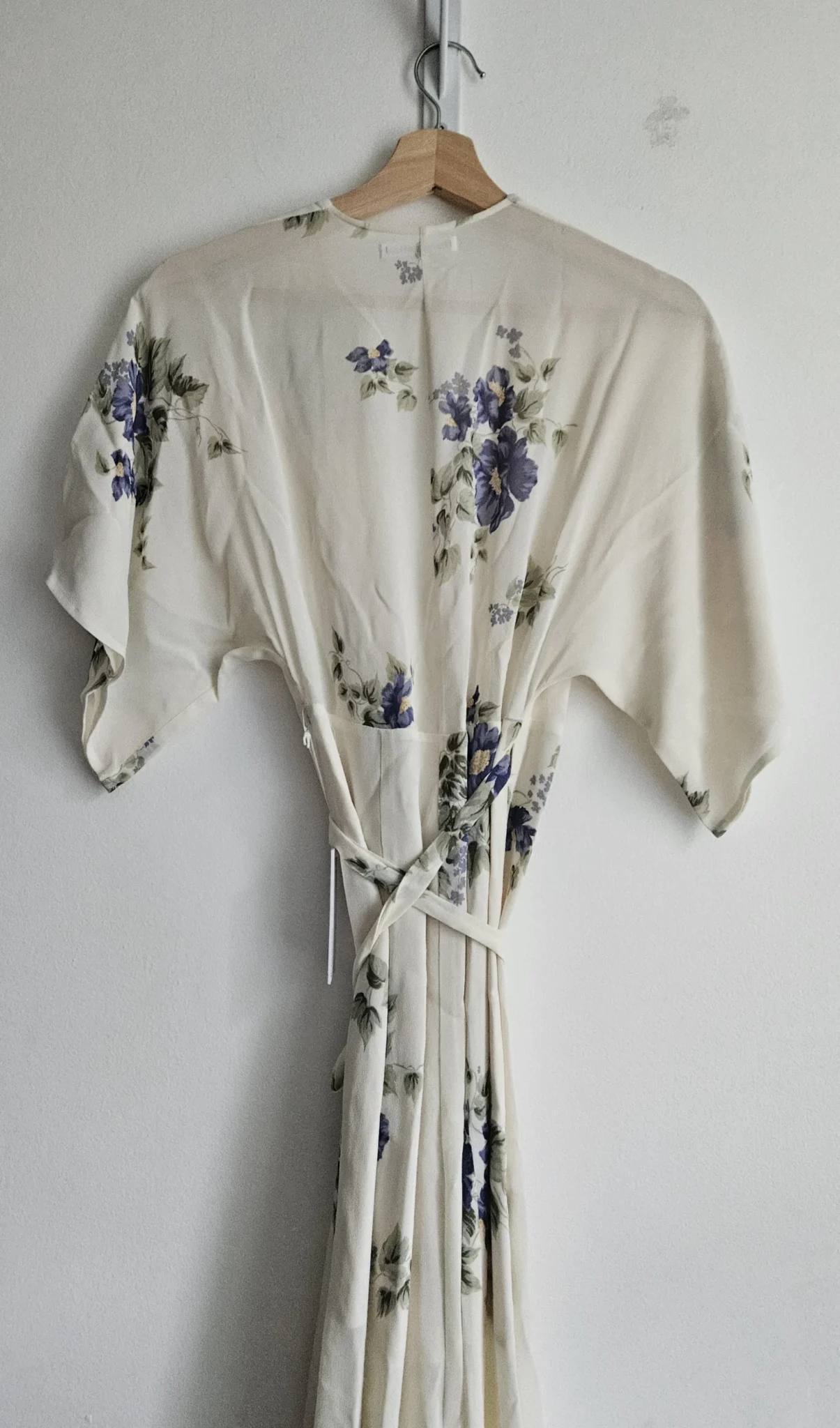 Image for 🌷Robe Winslow - Reformation