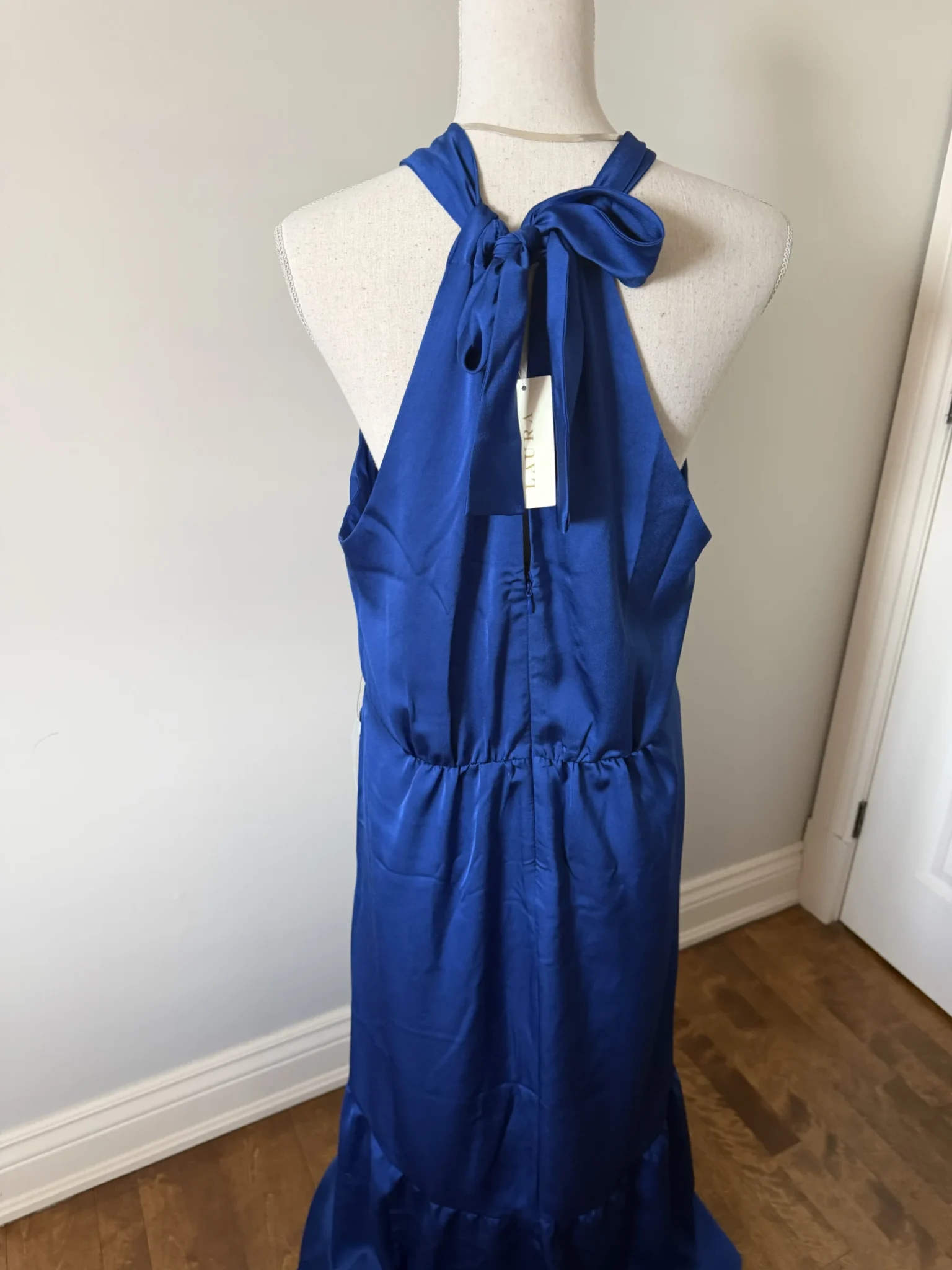 Image for Brand-new Maggie London dress with pockets