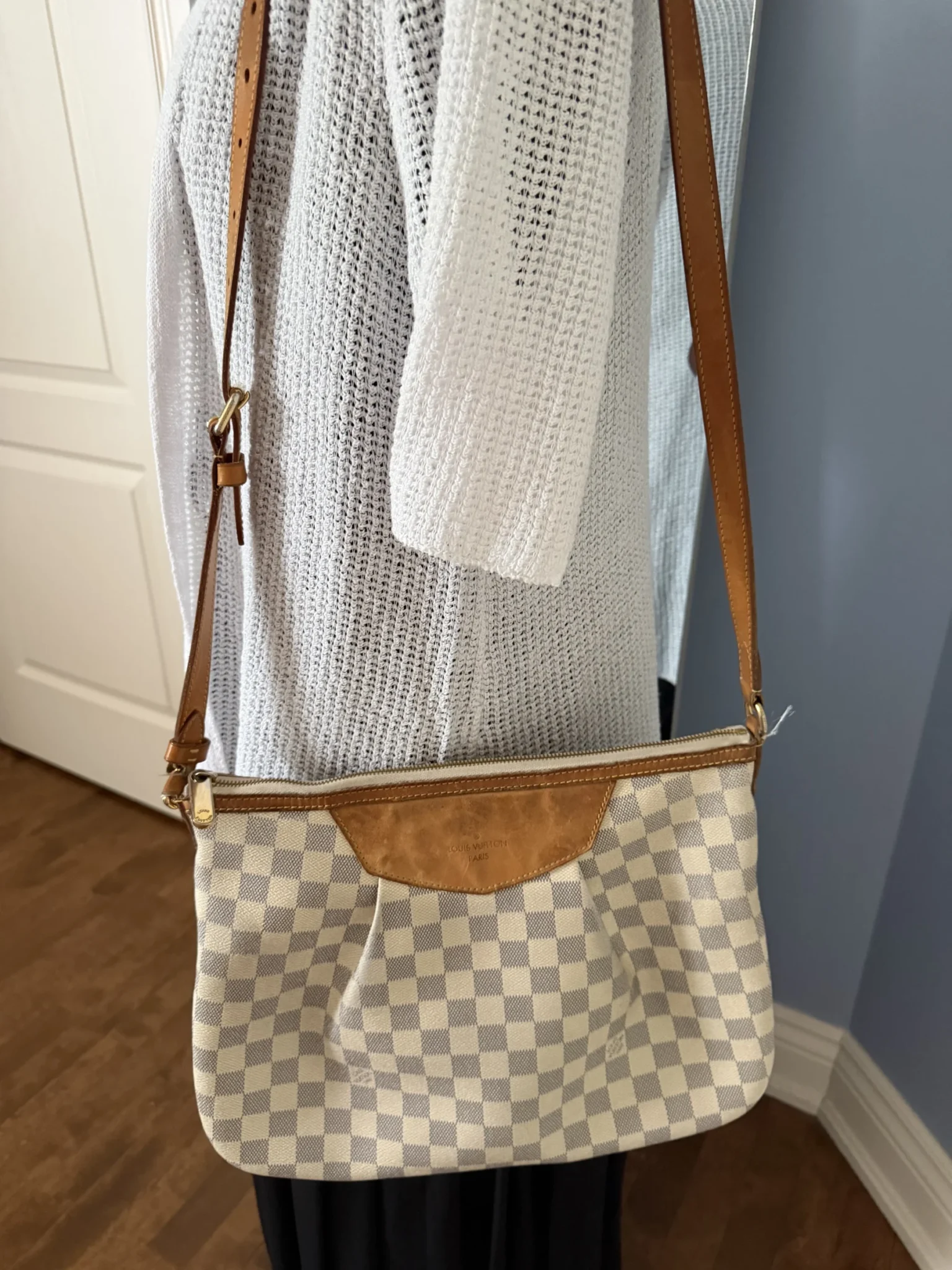 Featured image for Sac à main Louis Vuitton damier azur Syracuse authentique