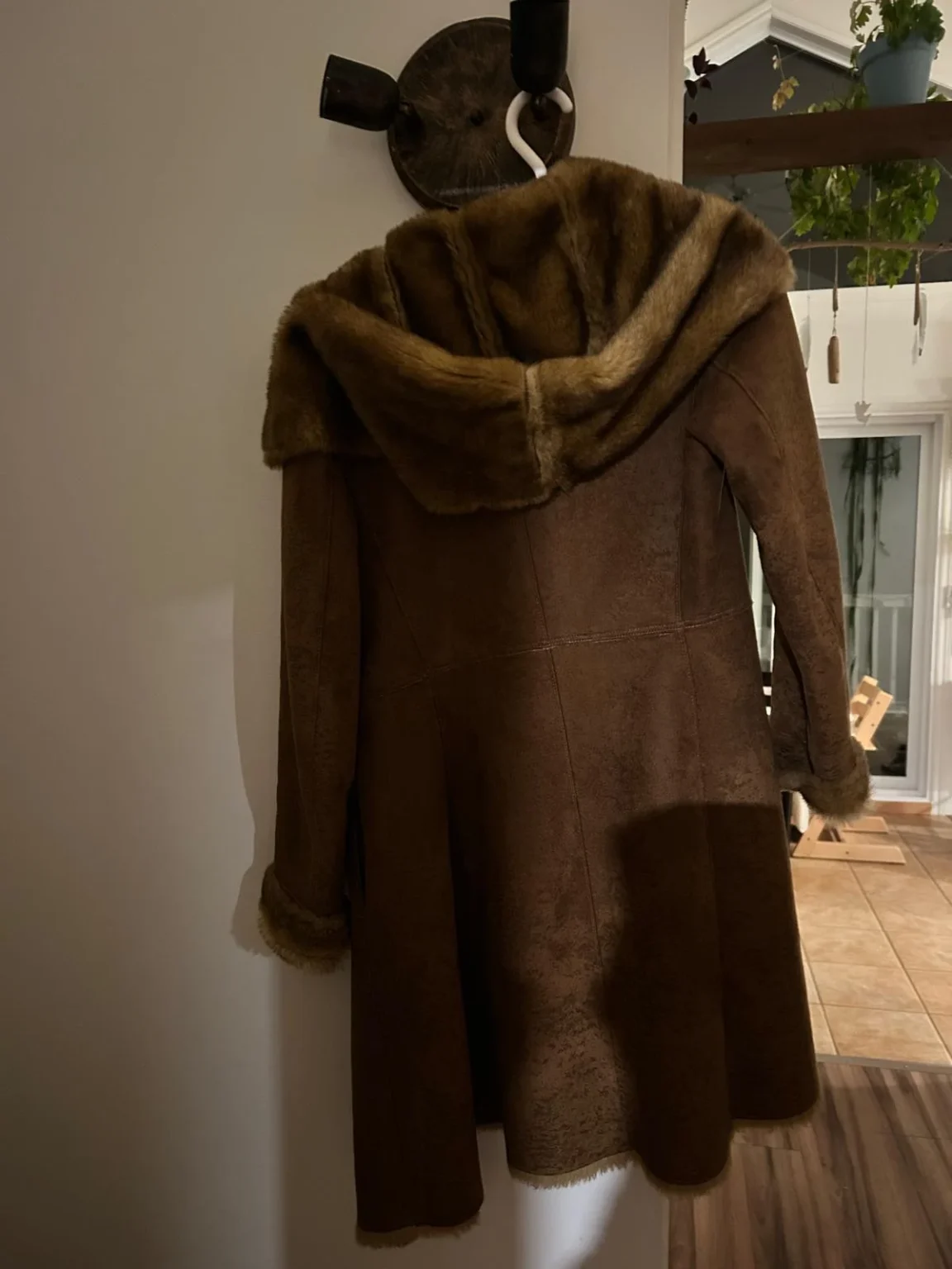 Image for Stunning faux leather and fur coat – Penny Lane style – by l'Officiel