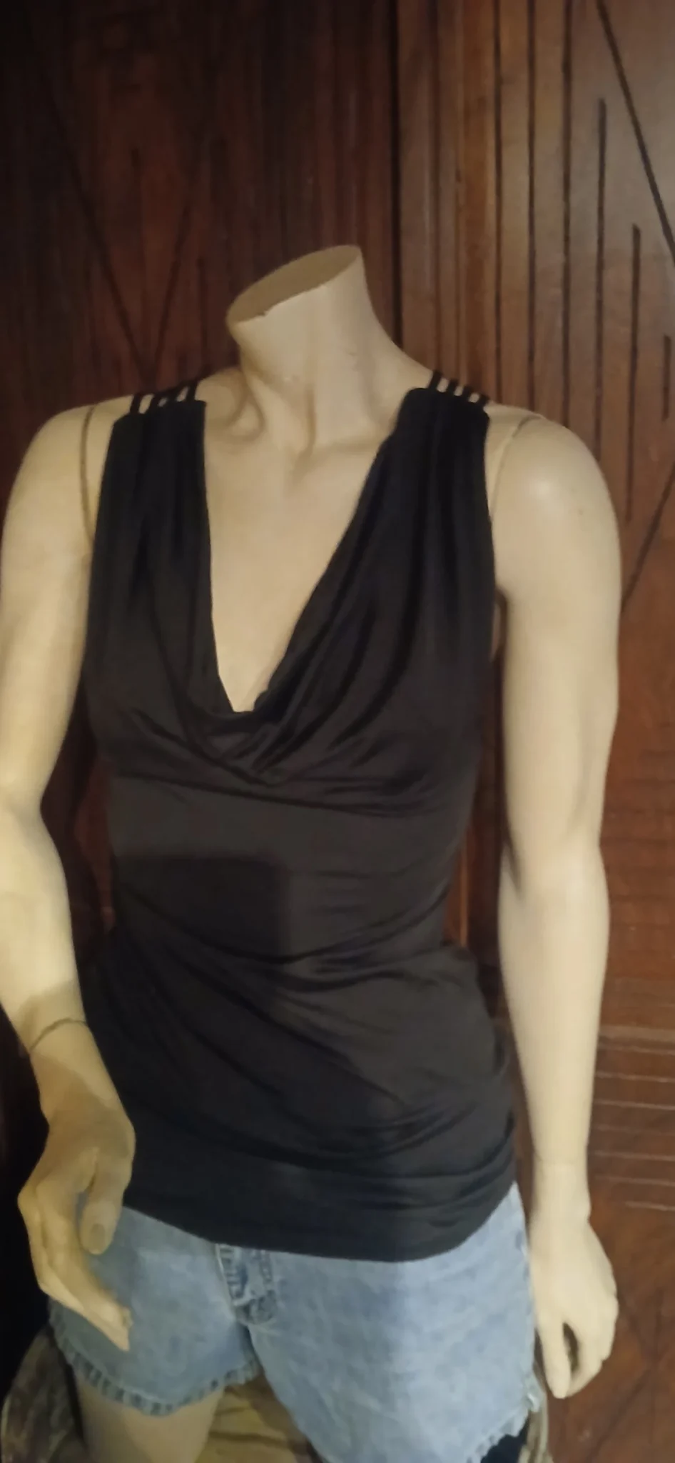 Image for Venus's criss-cross back top