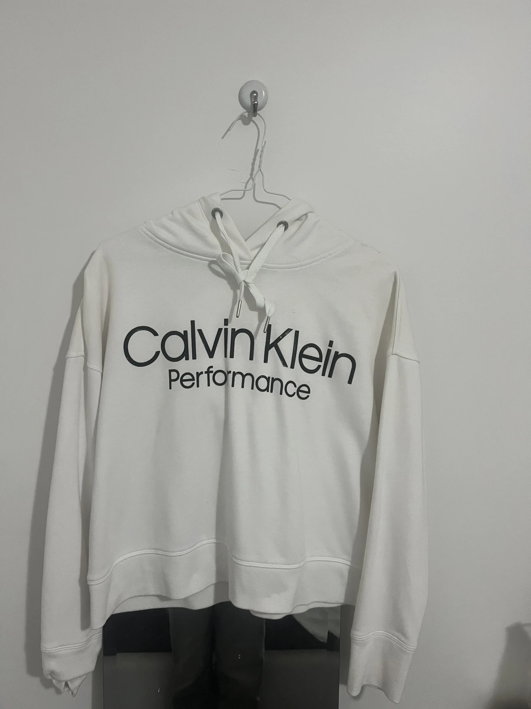 Hoodie Calvin klein blanc Calvin Klein seconde main