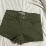 Featured thumbnail for Short Vero Moda vert kaki