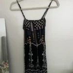 Featured thumbnail for Robe dos nu de Forever 21
