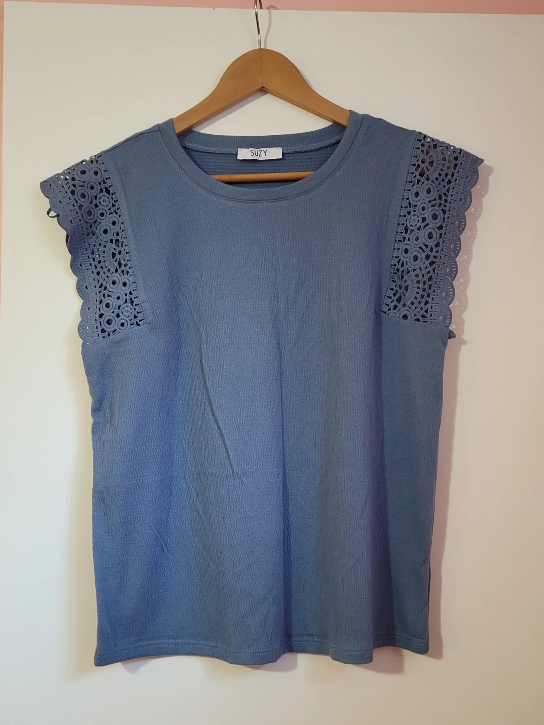 T-Shirt Suzy Shier seconde main