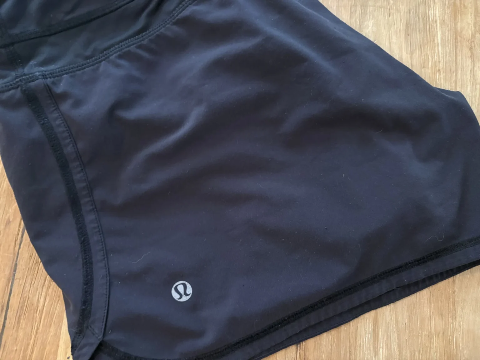 Image for Lululemon – Short d’entraînement noir avec poche zippée – Taille 10