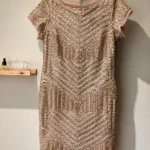 Featured thumbnail for Robe cocktail Vince Camuto à paillettes champagne – Taille 14