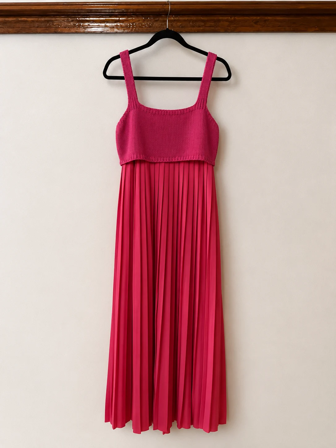 Robe longue plissée rose framboise – Anthropologie Anthropologie seconde main