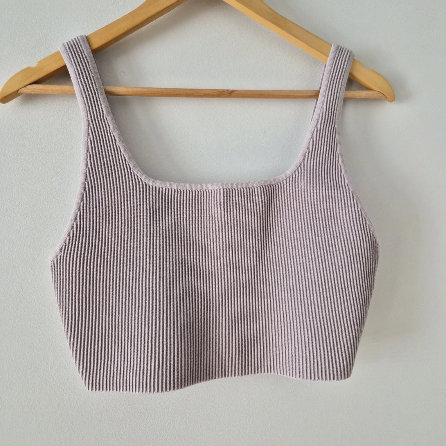Featured image for Crop top