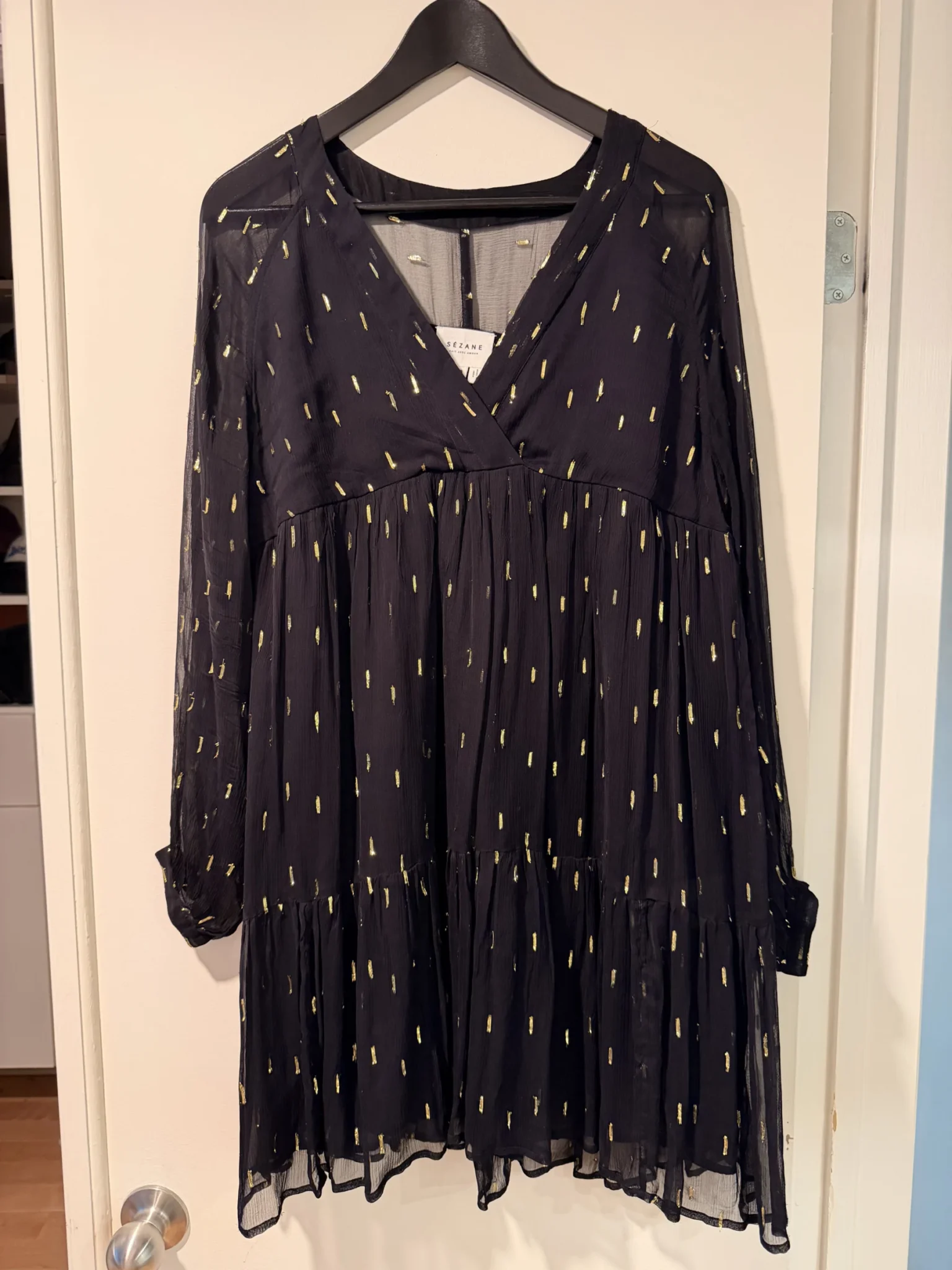 Featured image for Petite robe noire Sézane - Taille 36