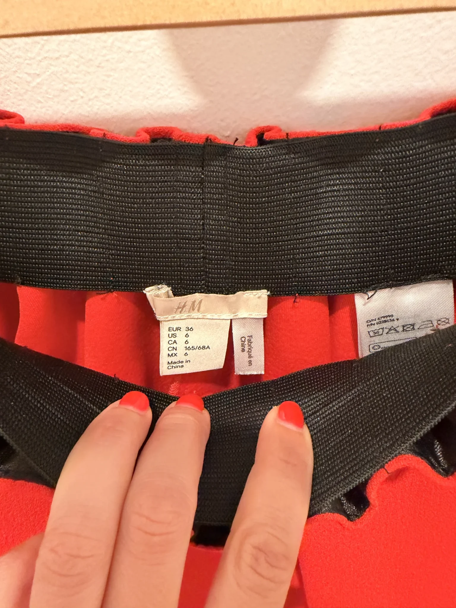 Image for H&M coral circle skirt – Size 36