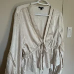 Thumbnail for Blouse en satin