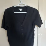 Featured thumbnail for Tshirt avec boutons