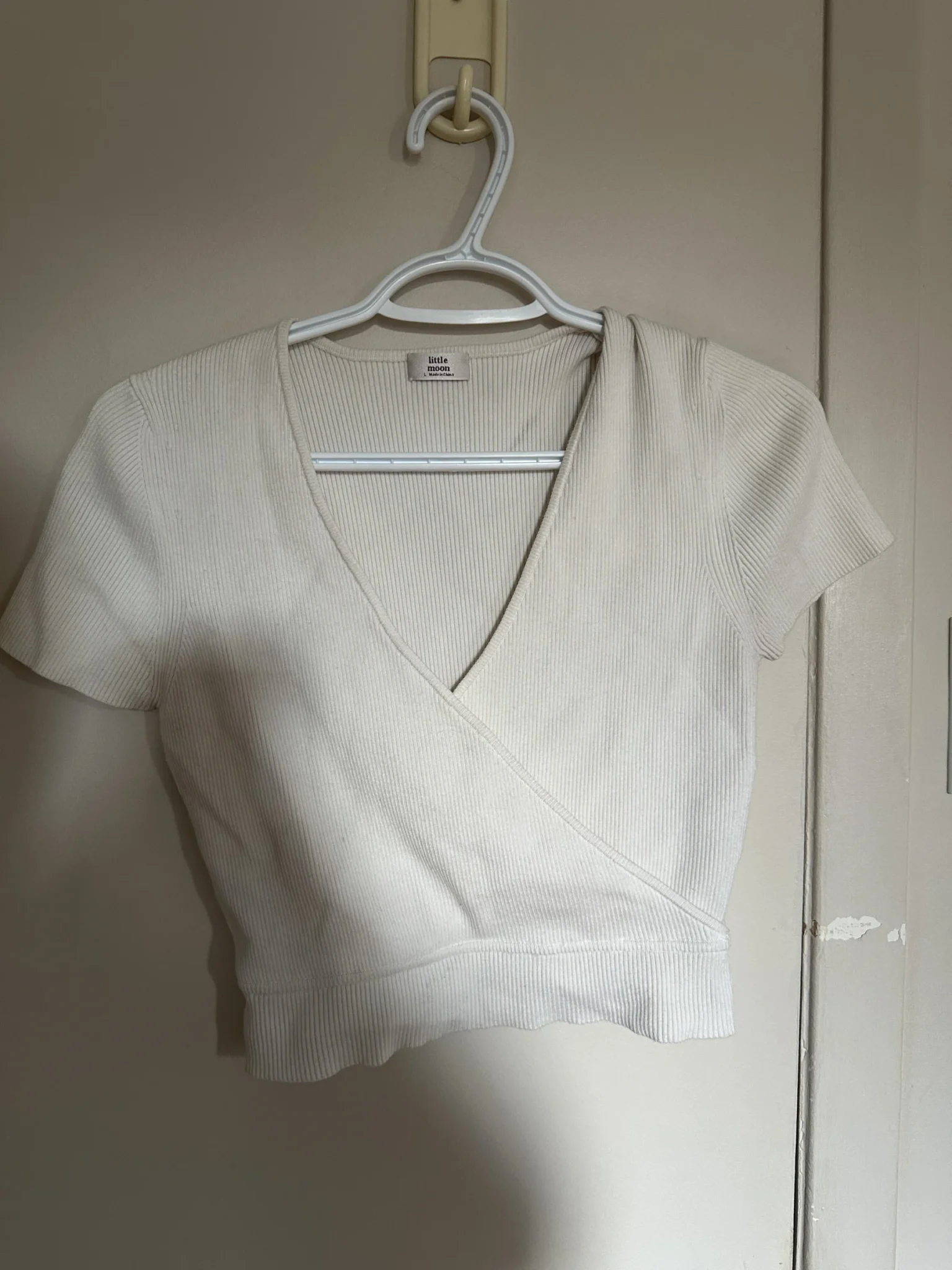Featured image for Crop-length wrap-round jumper