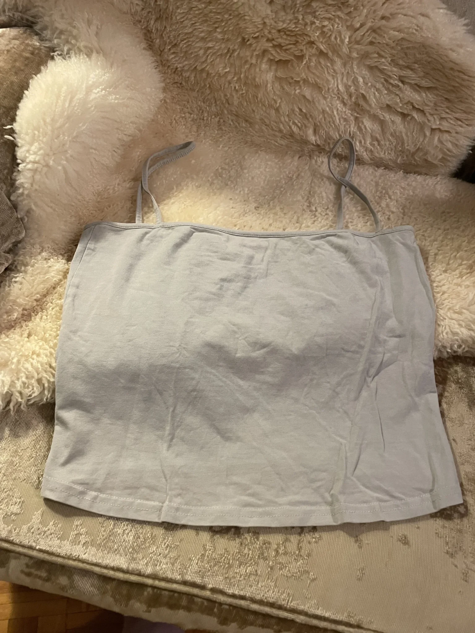 Featured image for Camisole h et m à bretelles spaghettis médium