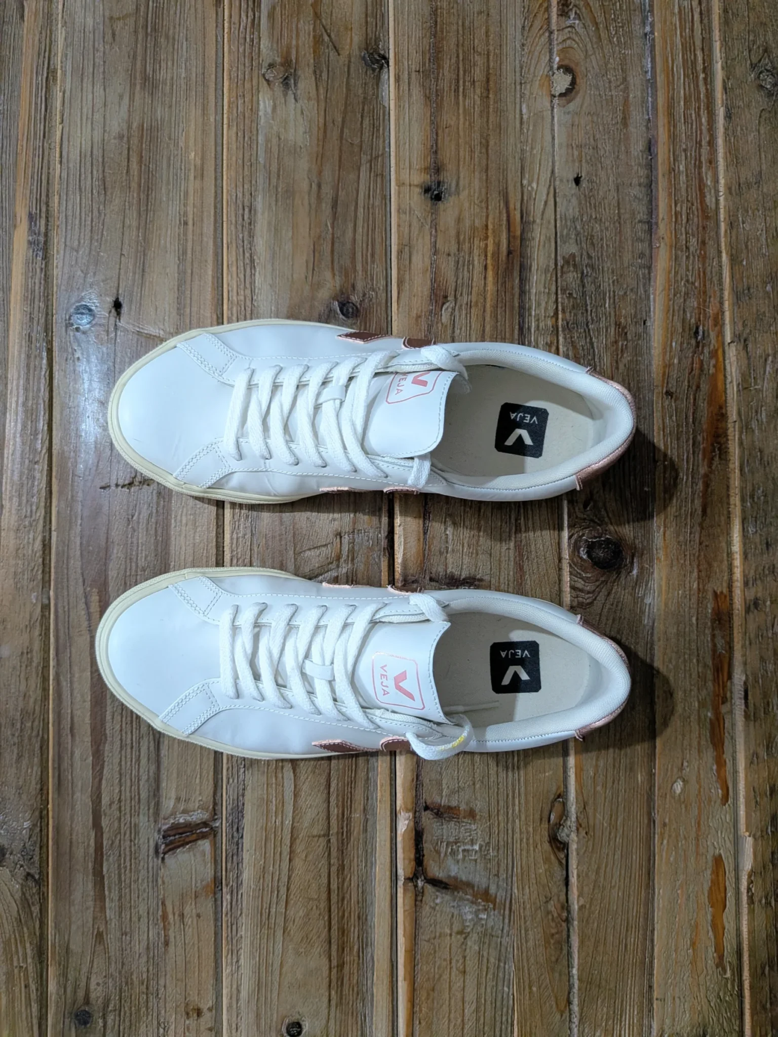 Image for 🩷 Veja size 39 / 8